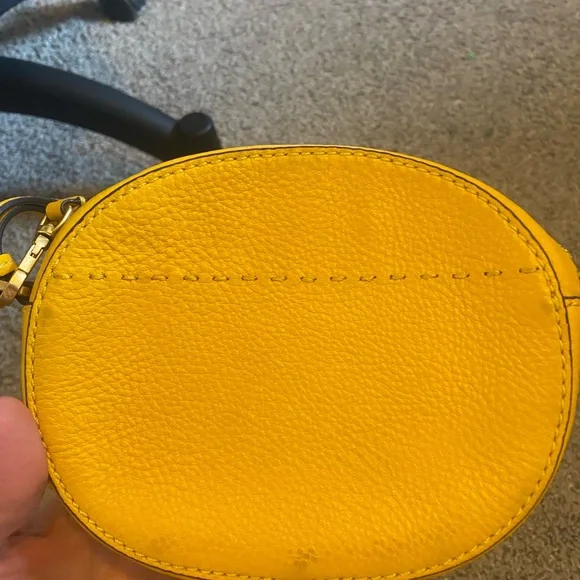 Tory Burch McGraw Round Leather Yellow Marigold Crossbody Purse Bag Tassels - Picture 6 of 9